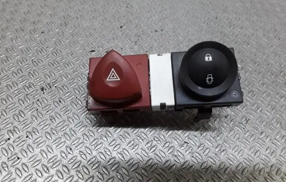 Renault Megane II Hazard light switch 8200095493
