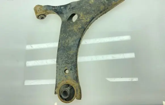Subaru Forester SH Front lower control arm/wishbone