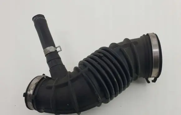 KIA Sorento Air intake duct part