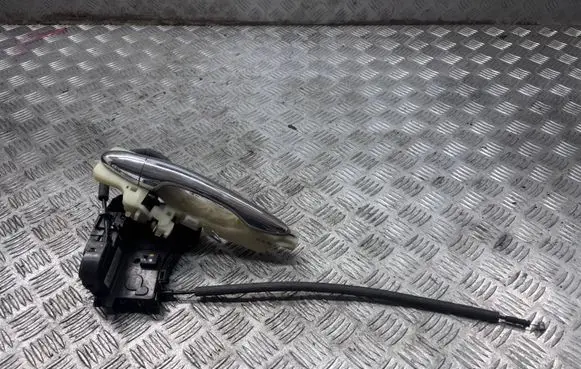 KIA Sportage Front door lock 813203U010