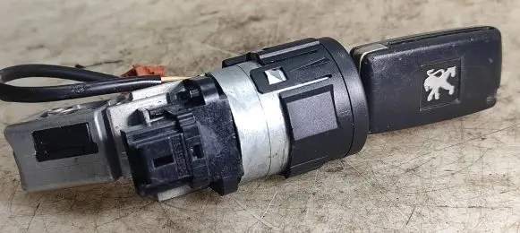 Peugeot 308 Ignition lock 36410600