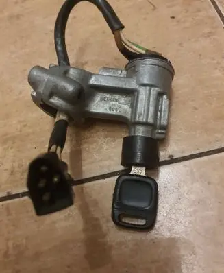 BMW 5 E28 Ignition lock Neiman006