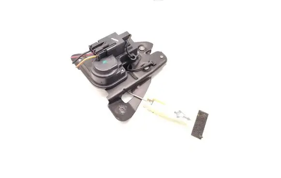 Chrysler Sebring (JS) Tailgate/trunk/boot lock/catch/latch