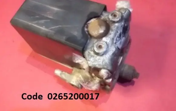 Mercedes-Benz 100 W631 ABS Pump 0265200017 12194