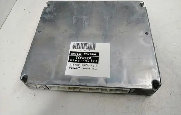 Toyota Prius (XW20) Engine control unit/module 8966147170 2751009522