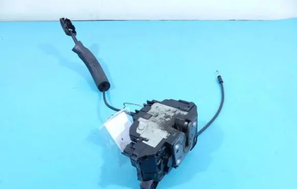 Renault Megane III Front door lock IMPRK1254994