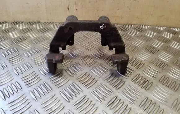 BMW 5 GT F07 Brake caliper pad carrier rear 