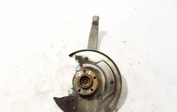 Volvo XC60 Front wheel hub 32298139