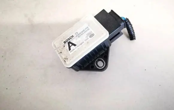 Toyota Verso ESP acceleration yaw rate sensor 0265005719 89183-05030