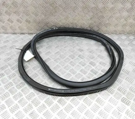 Rubber seal rear door