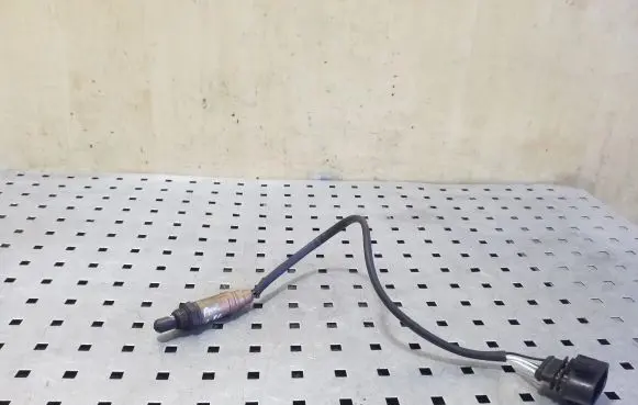 Audi A6 S6 C5 4B Lambda probe sensor 030906265BH 0258003759