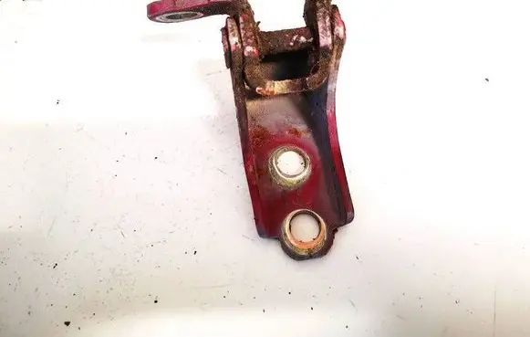Honda CR-V Front door upper hinge 
