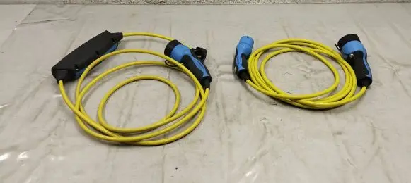 Tesla Model S Electric car charging cable 35080 Mennekes 36114