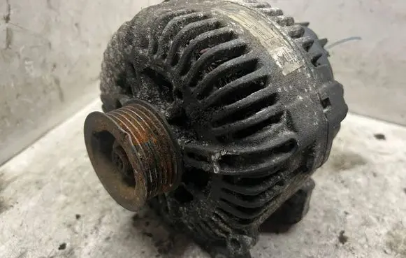 Audi A6 S6 C6 4F Generator/alternator TG17C020