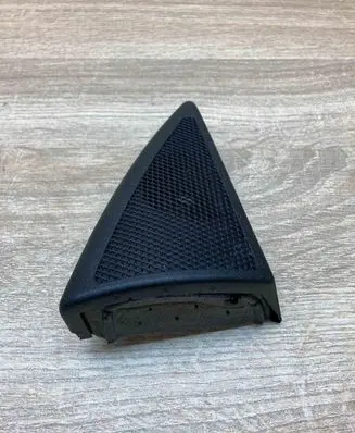 Mercedes-Benz E W211 Front door high frequency speaker A2118200202 A2117230294