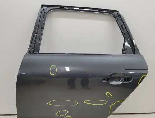 Audi A4 S4 B9 8W Rear door