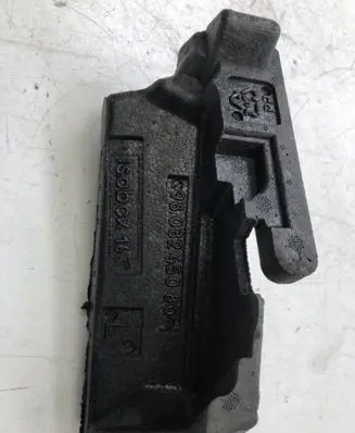 Fender foam support/seal