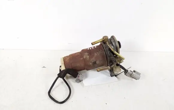Toyota Corolla E120 E130 Fuel filter housing 23390-30180