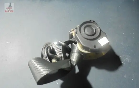 Maserati Quattroporte Middle seatbelt (rear) 