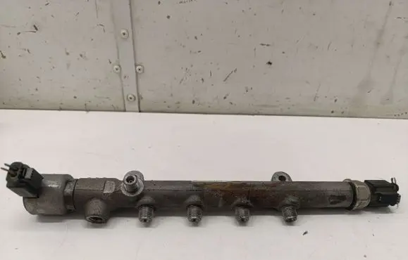 Mercedes-Benz C W205 Fuel main line pipe A6510700700
