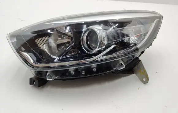 Renault Captur Headlight/headlamp 260600698R