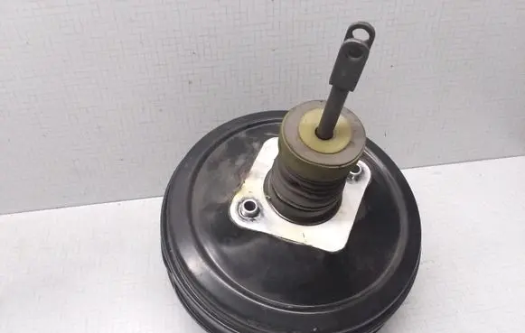 Opel Vectra C Brake booster 13126710TB