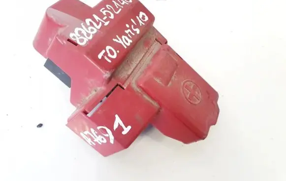 Toyota Yaris Positive cable (battery)
