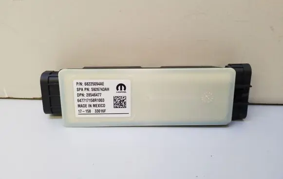 Chrysler Pacifica Sliding door control unit/module 68225094AE 5926743AH 28546477