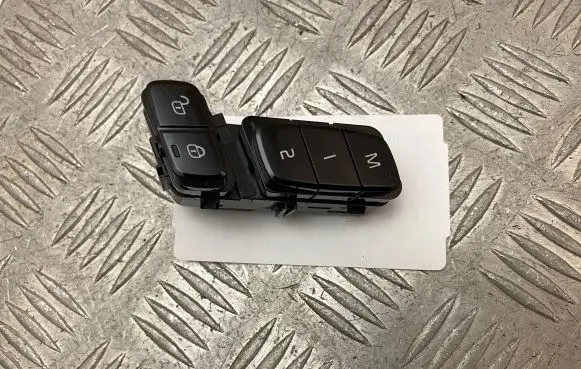 Volvo XC90 Seat memory switch 31433417
