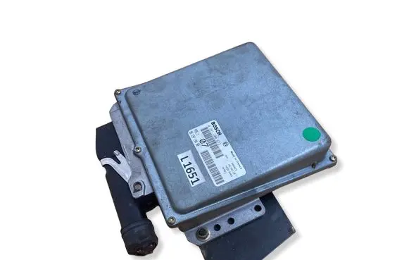 Citroen Xantia Engine control unit/module 0261200673 9619719480