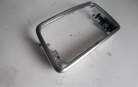 Mercedes-Benz CLA C117 X117 W117 Radio/GPS head unit trim A1766890018