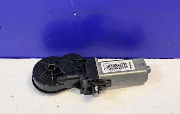 Jaguar XF X260 Seat adjustment motor C35207100