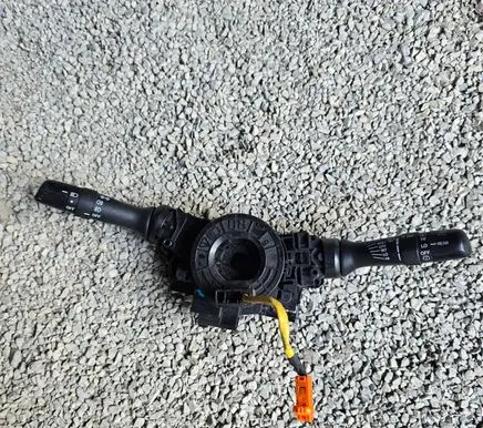 Toyota Auris 150 Wiper turn signal indicator stalk/switch 229017F245 T7F245