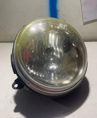 Jeep Cherokee Headlight/headlamp 511280