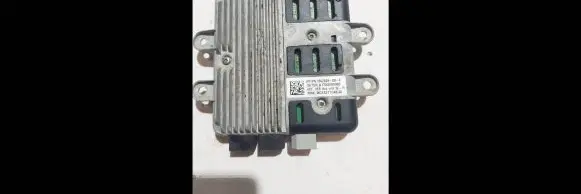Tesla Model X USB control unit 104282900F