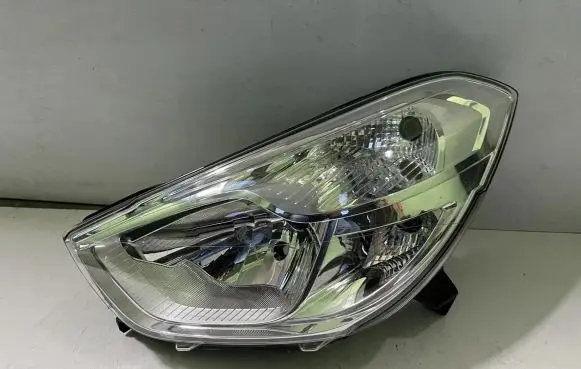 Dacia Dokker Headlight/headlamp