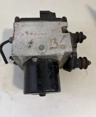 Volkswagen PASSAT B6 ABS Pump 3C0614109K