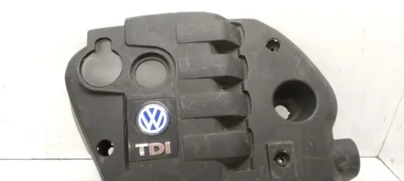 Engine cover (trim)