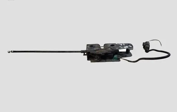 Skoda Octavia Mk2 (1Z) Engine bonnet/hood lock/catch 1Z1823531B