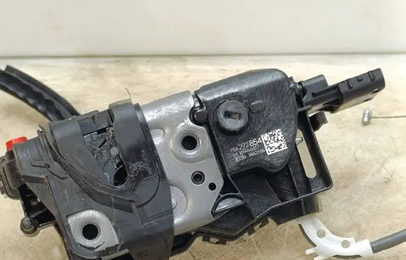 Opel Corsa F Rear door lock PSA292854 303N1460N6