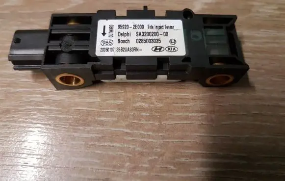 Hyundai Tucson LM Airbag deployment crash/impact sensor 959202E000