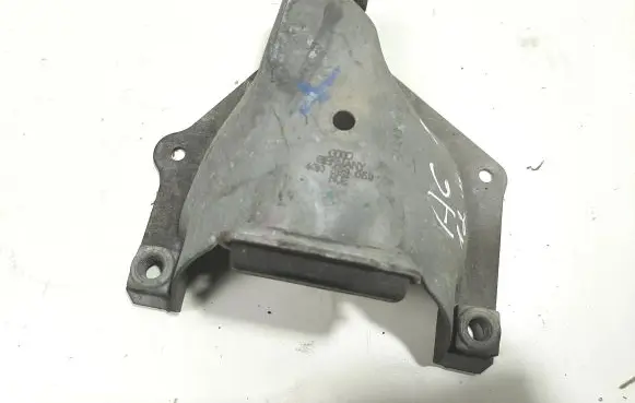Audi A6 S6 C7 4G Engine mounting bracket 4G0399059