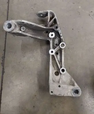 Volkswagen Touran I Front lower control arm/wishbone 1k0199295f