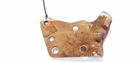 Jeep Grand Cherokee (WK) Engine mounting bracket