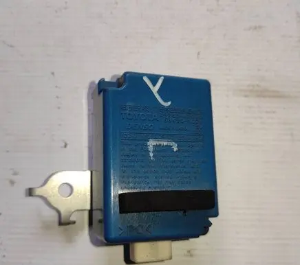 Toyota Prius (XW30) Tire pressure control unit 8976047030 1584001021 1551A13BDE
