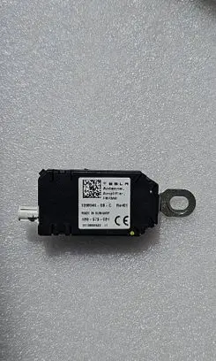 Tesla Model Y Aerial antenna amplifier 109804600C 1098046