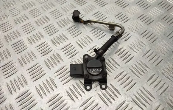 BMW 3 E90 E91 Exhaust gas pressure sensor 7808013