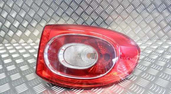Volkswagen Tiguan Rear/tail lights 5N0945096F