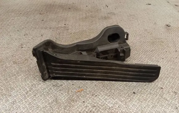 Skoda Octavia Mk2 (1Z) Accelerator throttle pedal 1K1721503AT