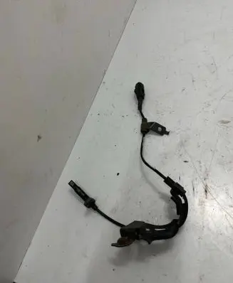 Lexus LX 470 ABS brake wheel speed sensor 82821 30600